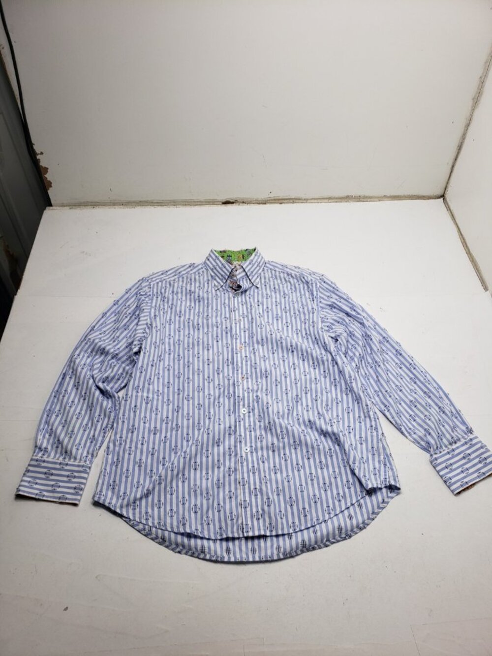 Robert Graham Mens L Blue White Stripe Button Up Shirt Long Sleeve Embroidered